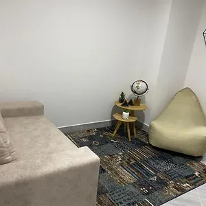 Aparta Estudio Amoblado Colombia. Moderno, Céntrico Y Cómodo. , Sabaneta Colombia